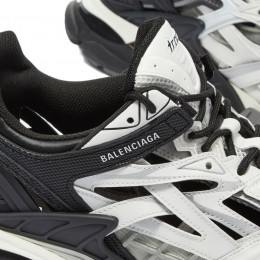 Кроссовки Balenciaga Track.2 Trainer Black White