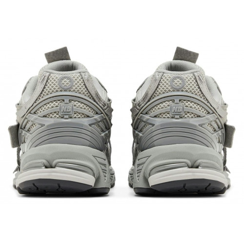 Кроссовки New Balance 1906A Concrete Metallic