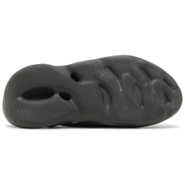 Yeezy Foam Runner Carbon