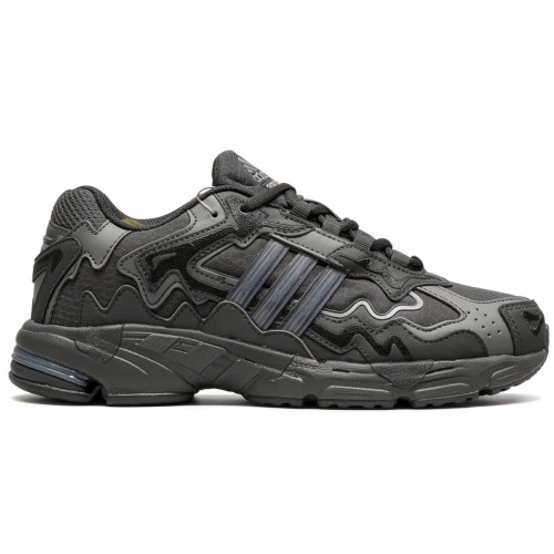 Bad Bunny x Adidas Response CL Termo Triple Black