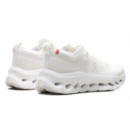Кроссовки On Cloudtilt Moon Off-White
