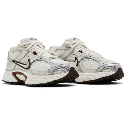 Кроссовки Nike V5 RNR Sail Fauna Brown