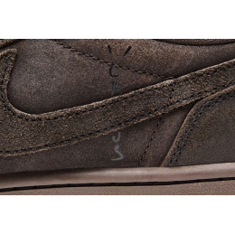 Travis Scott x Air Jordan 1 Retro Low OG SP Velvet Brown
