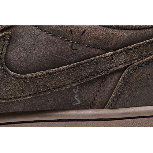 Travis Scott x Air Jordan 1 Retro Low OG SP Velvet Brown
