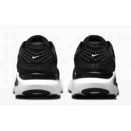 Nike Structure 26 Black White