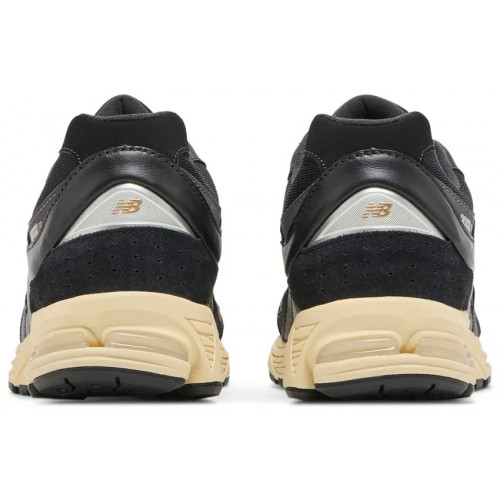 Кроссовки New Balance M2002R Vintage Black White