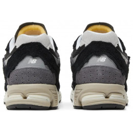 New Balance 2002R Protection Pack Black Grey