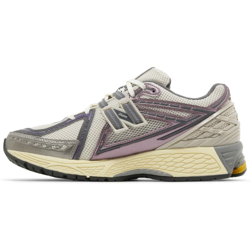 Кроссовки New Balance 1906R Licorice