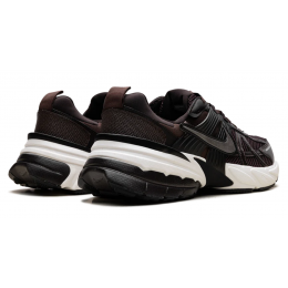 Кроссовки Nike V2K Run Baroque Brown
