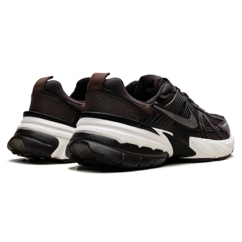 Кроссовки Nike V2K Run Baroque Brown