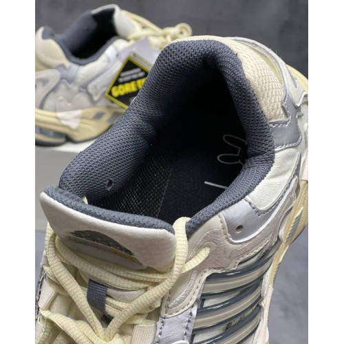 Bad Bunny x Adidas Response CL Termo Cream White