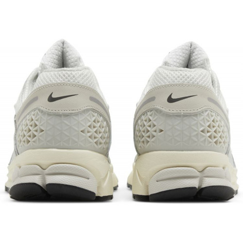 Nike Air Zoom Vomero 5 Platinum Tint