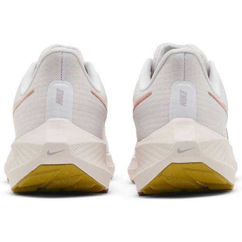 Nike Air Zoom Pegasus 39 Whisper Madder