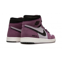 Кроссовки Nike Air Jordan 1 High Element Gore-Tex Berry
