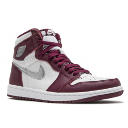 Кроссовки Nike Air Jordan 1 Retro High Bordeaux