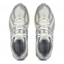 Кроссовки New Balance 1906R Metallic Yellow