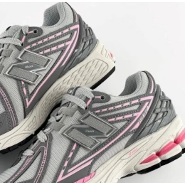 Кроссовки New Balance 1906R Grey Light Pink Reflective