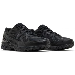 Кроссовки New Balance 1906U Triple Black