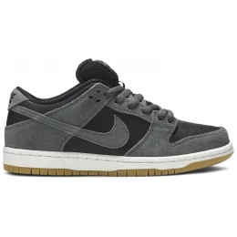 Кроссовки Nike Sb Dunk Low Black Dark Grey Gum