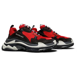 Кроссовки Balenciaga Triple S Bred