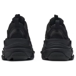 Кроссовки Balenciaga Triple S Black