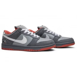 Кроссовки Jeff Staple x Nike SB Dunk Low Pro Pigeon