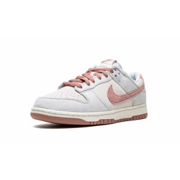 Кроссовки Nike SB Dunk Low Fossil Rose