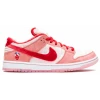 Кроссовки Nike SB Dunk Low Pro Strange Love