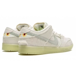 Кроссовки Nike SB Dunk Low Mummy